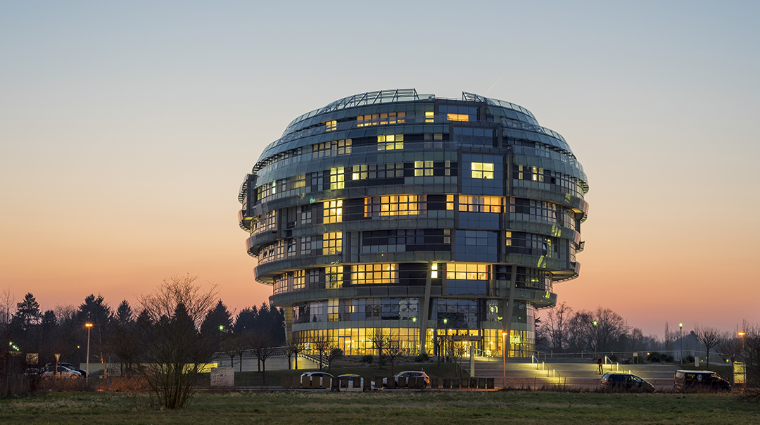 顱內(nèi)較大腦膜瘤案例-INI德國