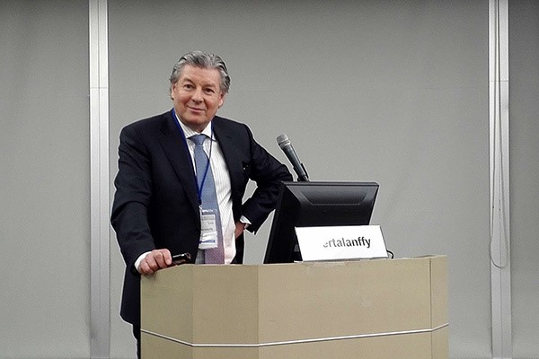 <a href='/bingzhong/jszl/' target='_blank'><u>脊髓腫瘤</u></a>治療-脊髓內(nèi)腫瘤可以治愈嗎