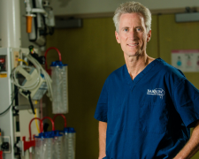 出國(guó)看?。耗X動(dòng)靜脈畸形出血的風(fēng)險(xiǎn)到底有多大？