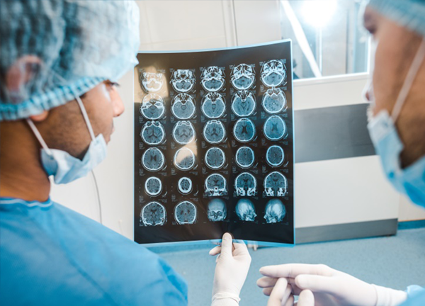 惡性膠質(zhì)瘤患者為何都愛(ài)出國(guó)看?。?></a></div>
                            <div   id=