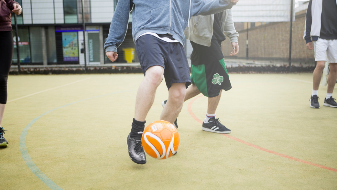 16歲學(xué)生基底節(jié)膠質(zhì)瘤近全切后一年回訪：沒(méi)有復(fù)發(fā)、無(wú)需輔助治療，計(jì)劃圓西藏行之夢(mèng)