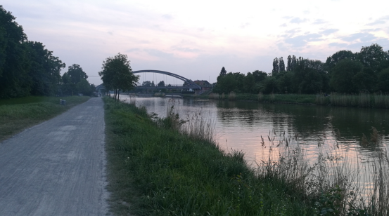 手術(shù)成功后才發(fā)現(xiàn)附近的風(fēng)景很好