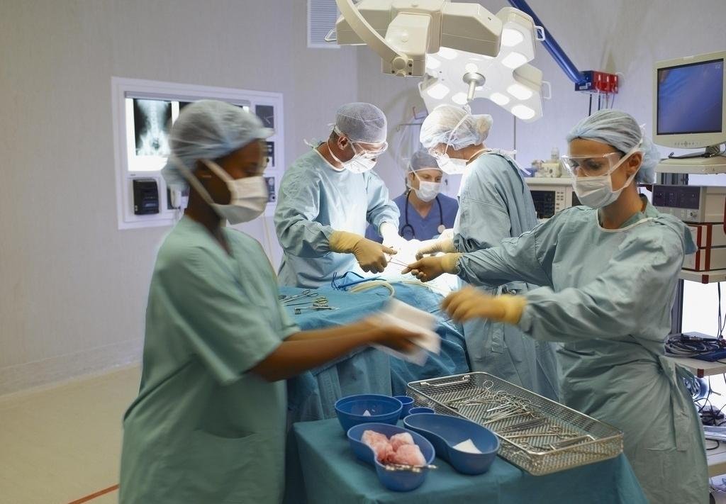 <a href='/bingzhong/xueguanliu/' target='_blank'><u>腦海綿狀血管瘤</u></a>