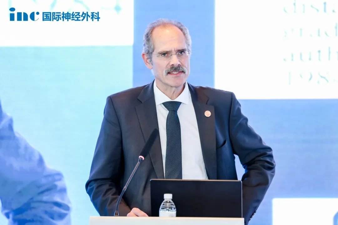 Henry W.S.Schroeder教授（德國）