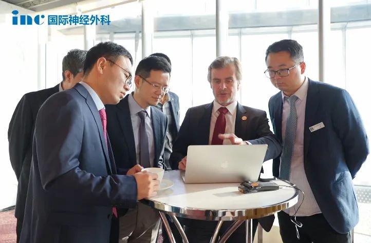 國內(nèi)外同仁友誼交流盛宴