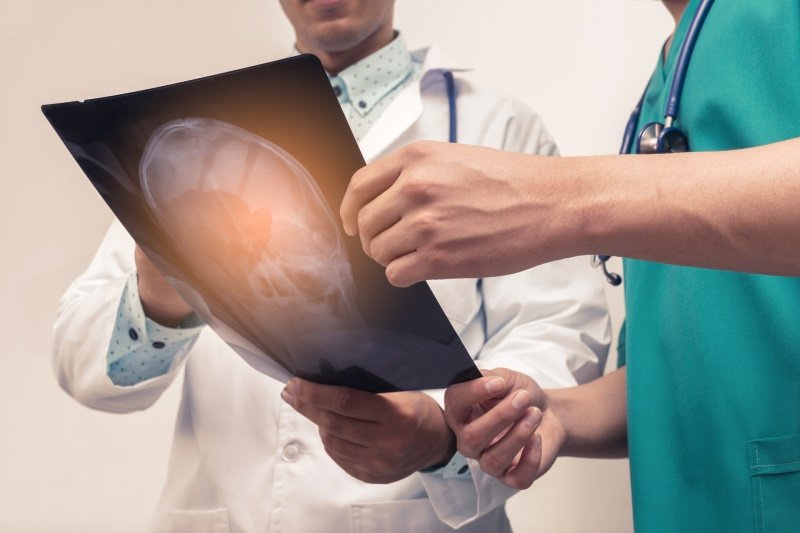 【INC國(guó)際大咖研究成果】脊髓脊膜膨出患者骨折預(yù)防風(fēng)險(xiǎn)：骨密度、維生素D與電解質(zhì)值的相關(guān)性