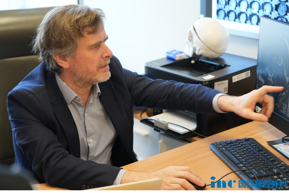 腦膜瘤術(shù)后如何預(yù)防復(fù)發(fā)？1761例非典型腦膜瘤研究發(fā)現(xiàn)：放療無法降低復(fù)發(fā)風(fēng)險